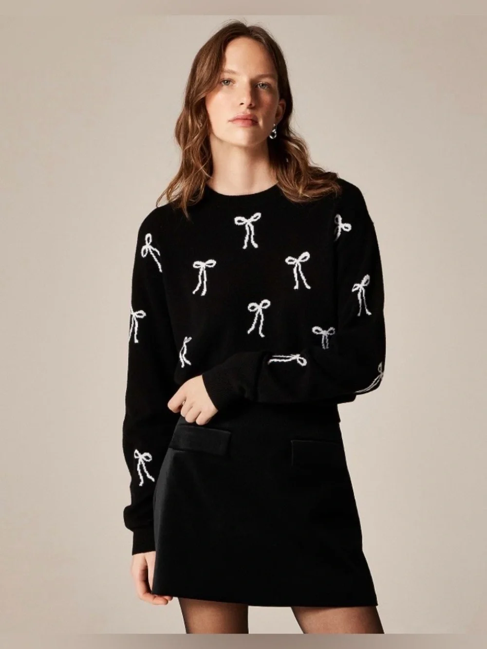 NEW J. Crew Perfect cashmere crewneck sweater black ivory bows print XS CO585